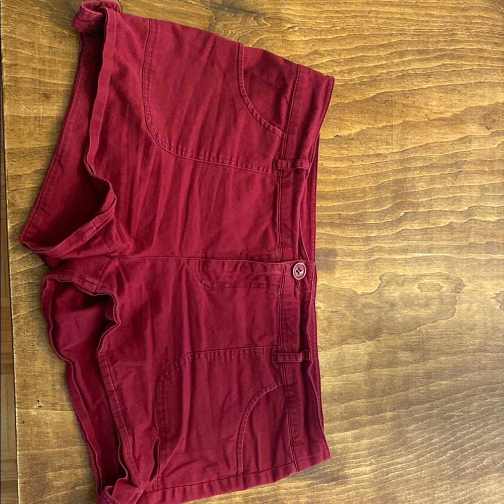 Medium Rise Burgundy Women’s Shorts